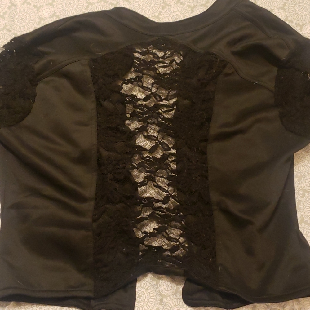 jacket - Picture 2 of 3
